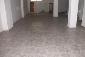 Local comercial en Avda. Albaida - Ontinyent photo 0