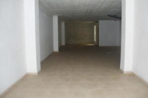Locar Comercial en la Avenida Conde Torrefiel-Ontinyent photo 0
