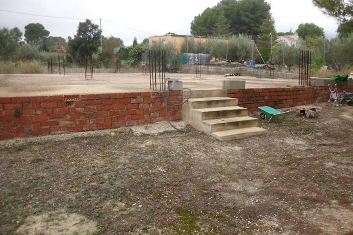 Parcela urbanizable con luz y agua en Casa Salses - Ontinyent photo 0
