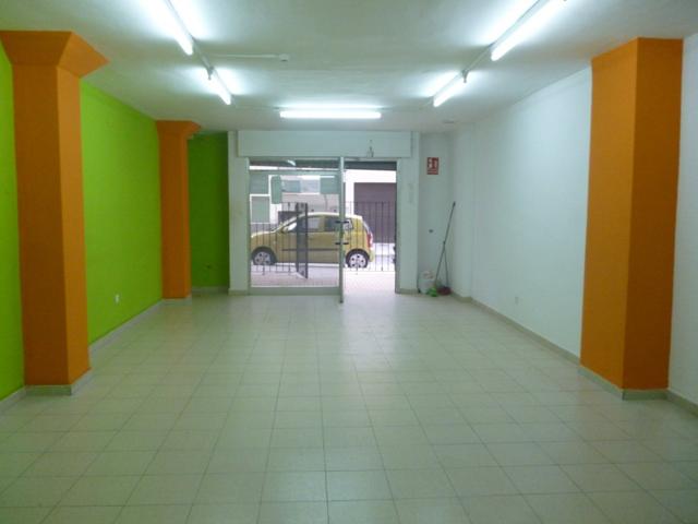 Local comercial en C- Rafael Juan Vidal - Ontinyent photo 0