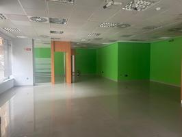 Local comercial en zona San José - Ontinyent photo 0