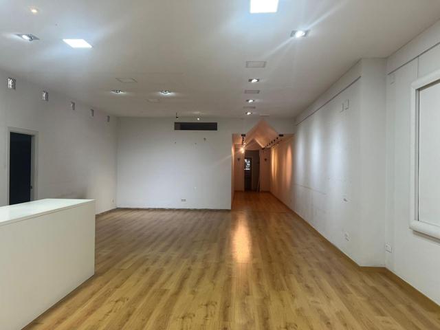 Local comercial en zona San José - Ontinyent photo 0