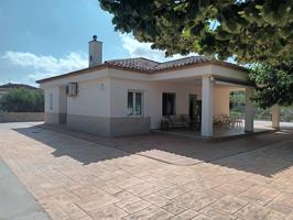 Chalet en zona El Llombo - Ontinyent photo 0