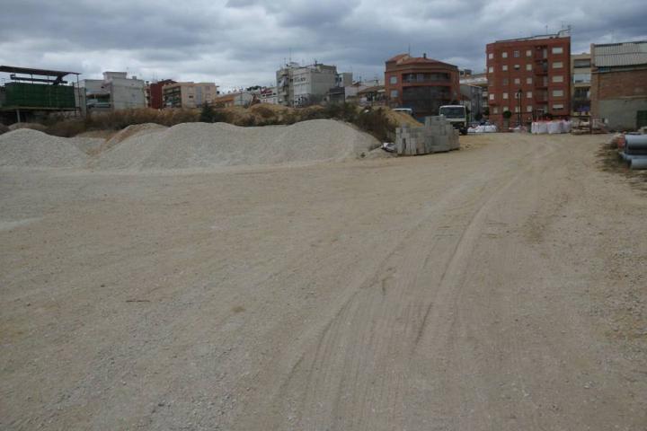 Solar Avda. Almansa-Ontinyent photo 0