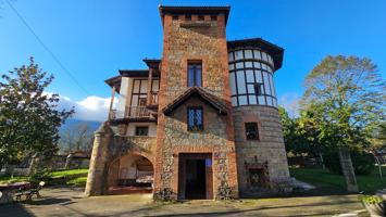 ESPECTACULAR CASA-TORRE EN VALLE DE MENA photo 0