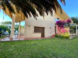 Exclusivo chalet de lujo en Loredo. photo 0