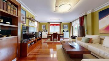 Impresionante Chalet Bifamiliar en Castro Urdiales photo 0