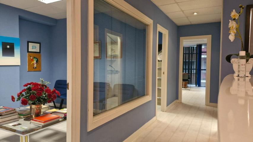 Oficina en Las Arenas photo 0