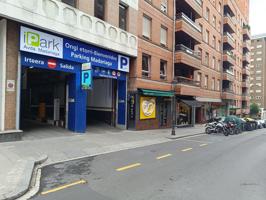 Vendemos por separado tres amplias parcelas en el centro de Deusto photo 0