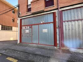 ¡GARAJE CENTRICO EN VILLASANA DE MENA! photo 0