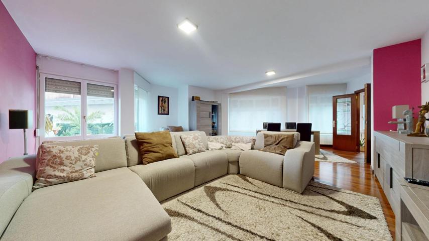 Piso Triplex en Zeanuri photo 0