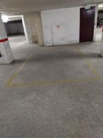 Plazas de parking en Josep Umbert 130 photo 0