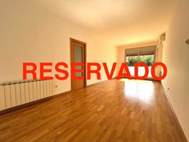 Maravilloso piso en Canovelles photo 0