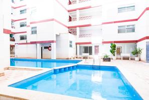 Apartamento con garaje y trastero + Piscina comunitaria photo 0