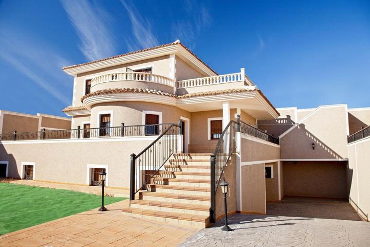 Chalet a la venta en los Altos - Torrevieja photo 0