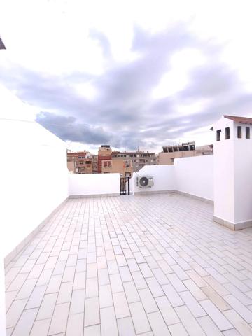 BUNGALOW PLANTA ALTA EN PLAYA DE LOS LOCOS CON SOLÁRIUM Y PISCINA photo 0