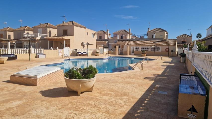 Vivienda adosada, 3 dormitorios, 1 baño, solárium, piscina, en Los Altos photo 0
