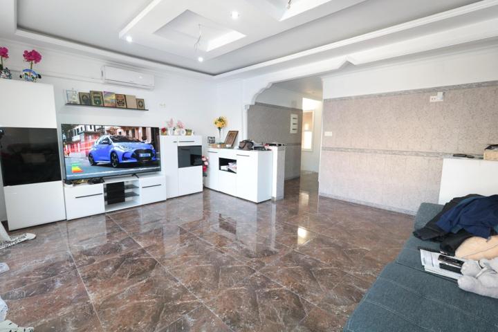 APARTAMENTO CÉNTRICO REFORMADO DE 4 DORMITORIOS photo 0