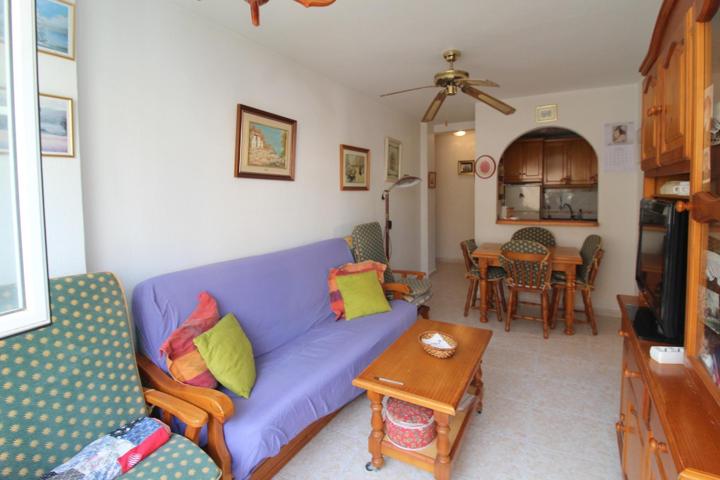 Apartamento de dos dormitorios a 200m de la playa photo 0