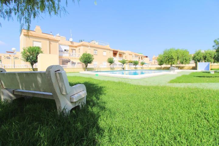 Bungalow de planta baja de 3 dormitorios en Aguas Nuevas photo 0