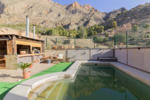 Chalet a la venta en Redovan photo 0