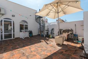 Casa en Venta en Torrevieja - La Siesta, El Salado, Torreta photo 0
