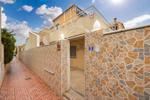 Adosado a la venta en Torrevieja photo 0