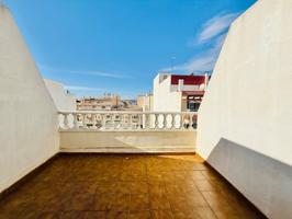 Atico con Garaje en el Centro de Torrevieja photo 0