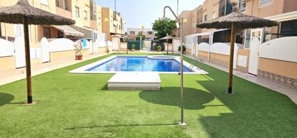 Bungalow en Planta Alta en Santiago de la Ribera photo 0