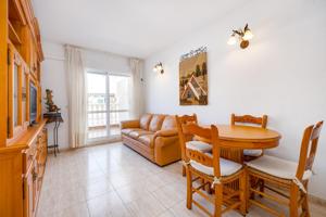 Magnífico ático de 2 dormitorios en residencial con piscina photo 0