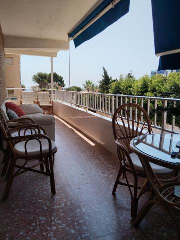 Apartamento con amplia terraza con vistas al mar junto a la playa photo 0