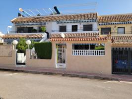 Bungalow de planta baja espacioso, 2 dormitorios, 2 baños, gran terraza, piscina comunitaria, en Los Frutales photo 0