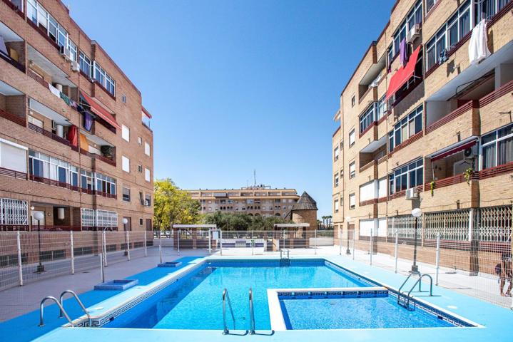 Apartamento en venta en Torrevieja. photo 0