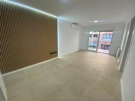 PISO EN VENTA - ZONA DEL RECTORAT photo 0