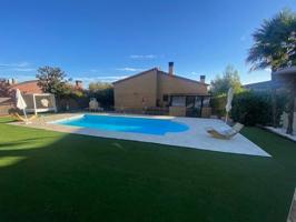 Magnífico Chalet en Alpicat con Piscina y Parking photo 0