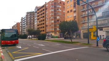AVDA NAVARRA - 270 m2 de LOCALES COMERCIALES A PIE DE CALLE. photo 0