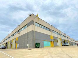 Nave Industrial en venta en calle Retama (Empresarium) photo 0