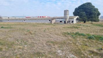 Terreno urbano en venta en Villanueva de Gállego, Zaragoza photo 0