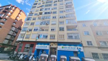 Piso en venta en Vía Pignatelli, Zaragoza photo 0