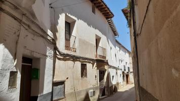 Casa señorial en venta en Maluenda. Zaragoza photo 0