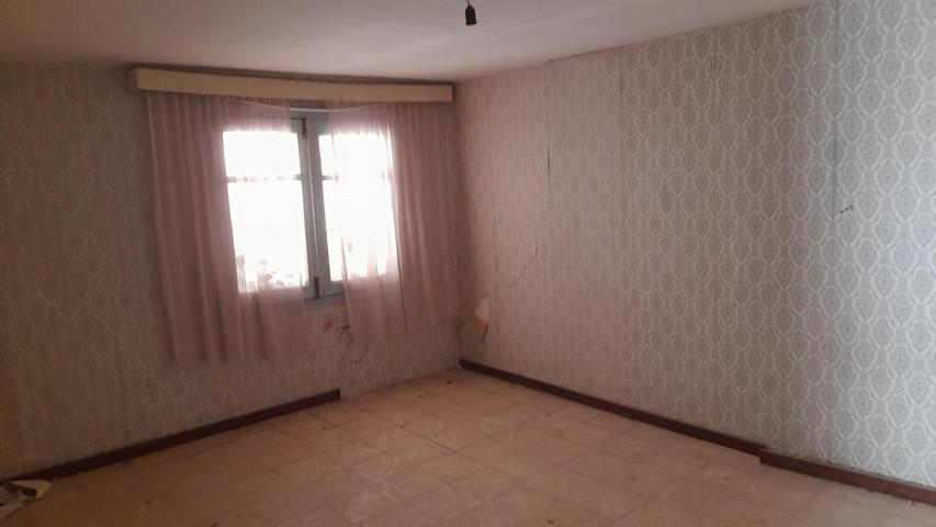 Casa en venta en Ateca. Zaragoza photo 0
