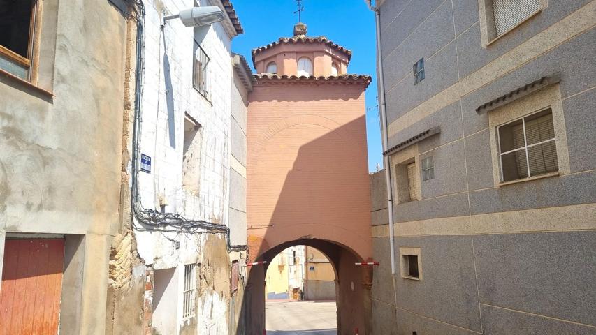 Casa en venta en Escatrón. photo 0