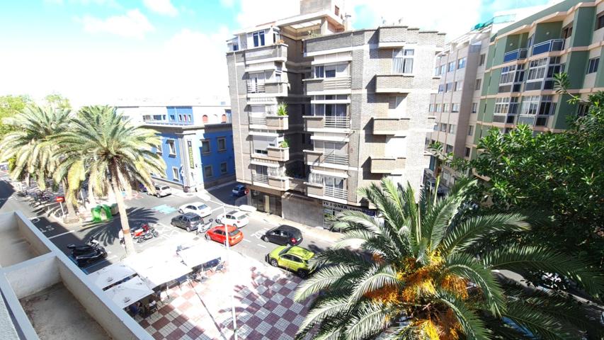 ¡EXCLUSIVIDAD EN EL CORAZÓN DE LAS PALMAS, JUNTO A LA PLAZA DE LA FERIA! photo 0