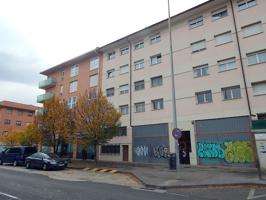 ETXEA vende local de 717 m2 en Berriozar photo 0