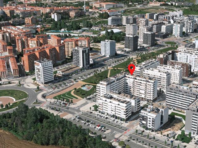 VENTA DE ATICO DE TRES HABITACIONES EN PRIMERA ZONA LEZKAIRU photo 0
