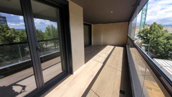 Alquiler vivienda a estrenar en Soto de Lezkairu: 3 habitaciones, 2 baños, 2 plazas garaje y trastero. Todo Exterior , Armarios empotrados y cocina equipada. photo 0