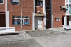 SE ALQUILA LOCAL COMERCIAL EN MENDEBALDEA photo 0