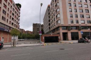 EKiser vende plaza de garaje pequeña en Av. de Pío XII, 30 de Pamplona photo 0