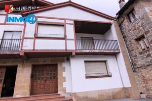 EKISER VENDE CASA EN CENTRO DEL PUEBLO DE ZIORDIA photo 0