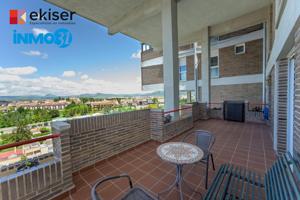 EKISER VENDE PISO EN ZIZUR MAYOR photo 0